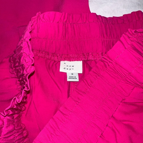 Brand new pants - Picture 10 of 10